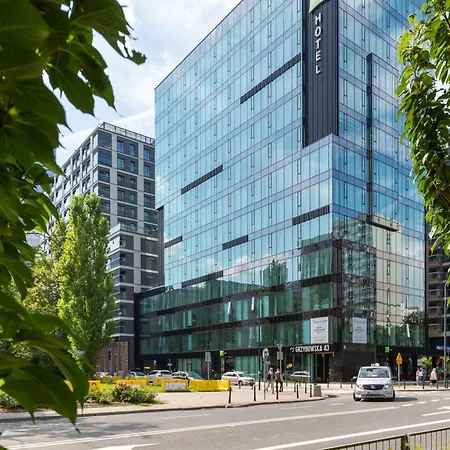 Luxury Mennica By Renters Prestige * Warschau