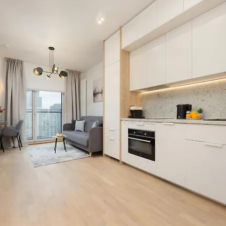 Luxury Mennica By Renters Prestige アパート ワルシャワ